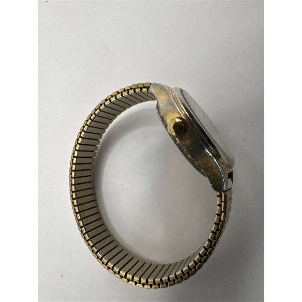 Vintage‎ Timex Carriage Watch, Gold-Tone, Stretch Band, Indiglo, WR 30M - Picture 4 of 5